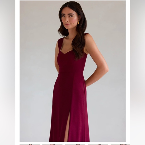 Park & Fifth Hastings Dress in Burgundy- Medium - Picture 5 of 11